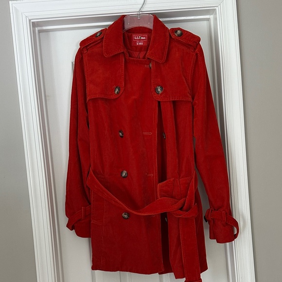 LL Bean belted corduroy coat - Picture 1 of 9